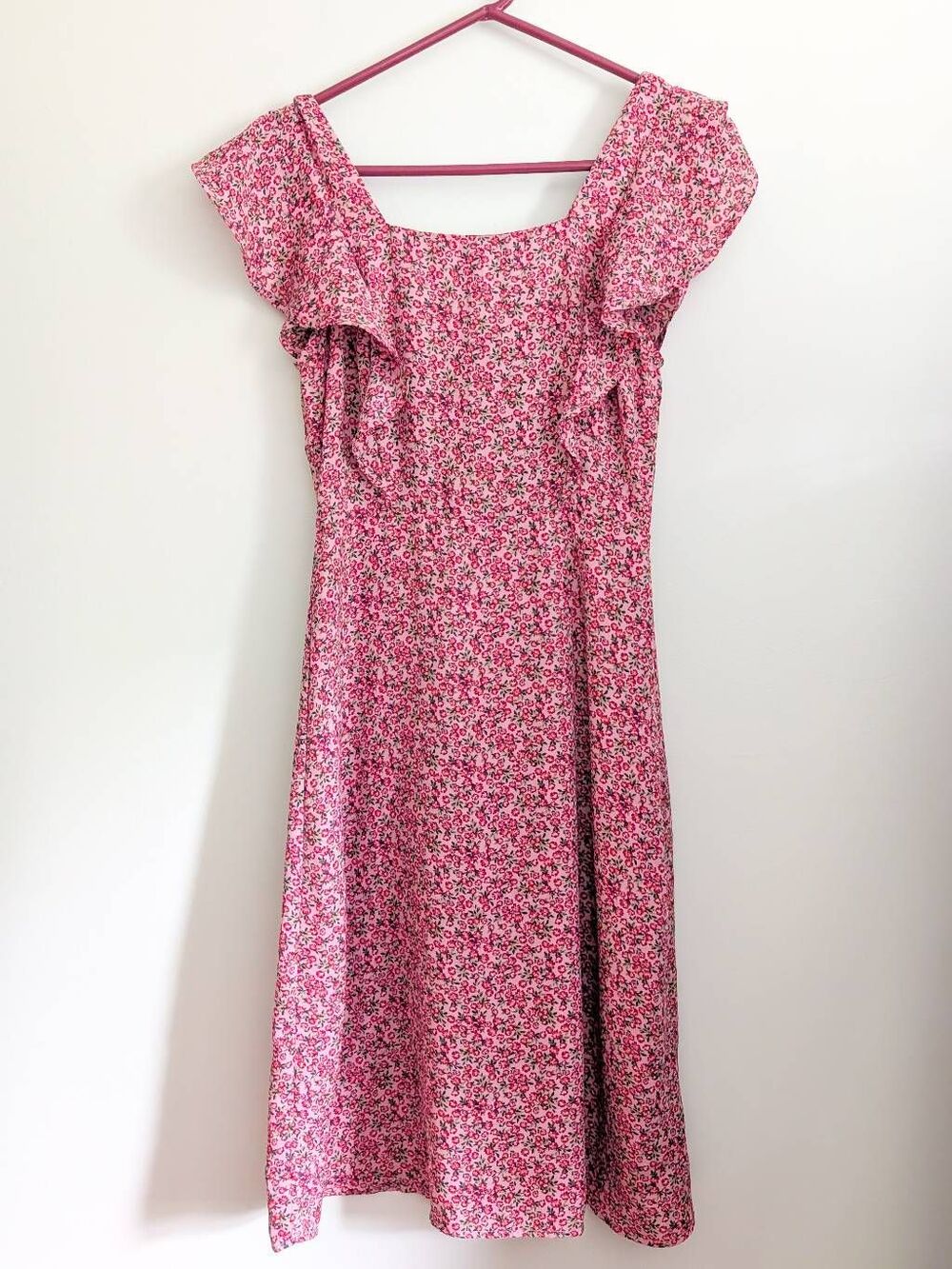 Monteau Los Angeles Floral Square Neck Prairie Dress